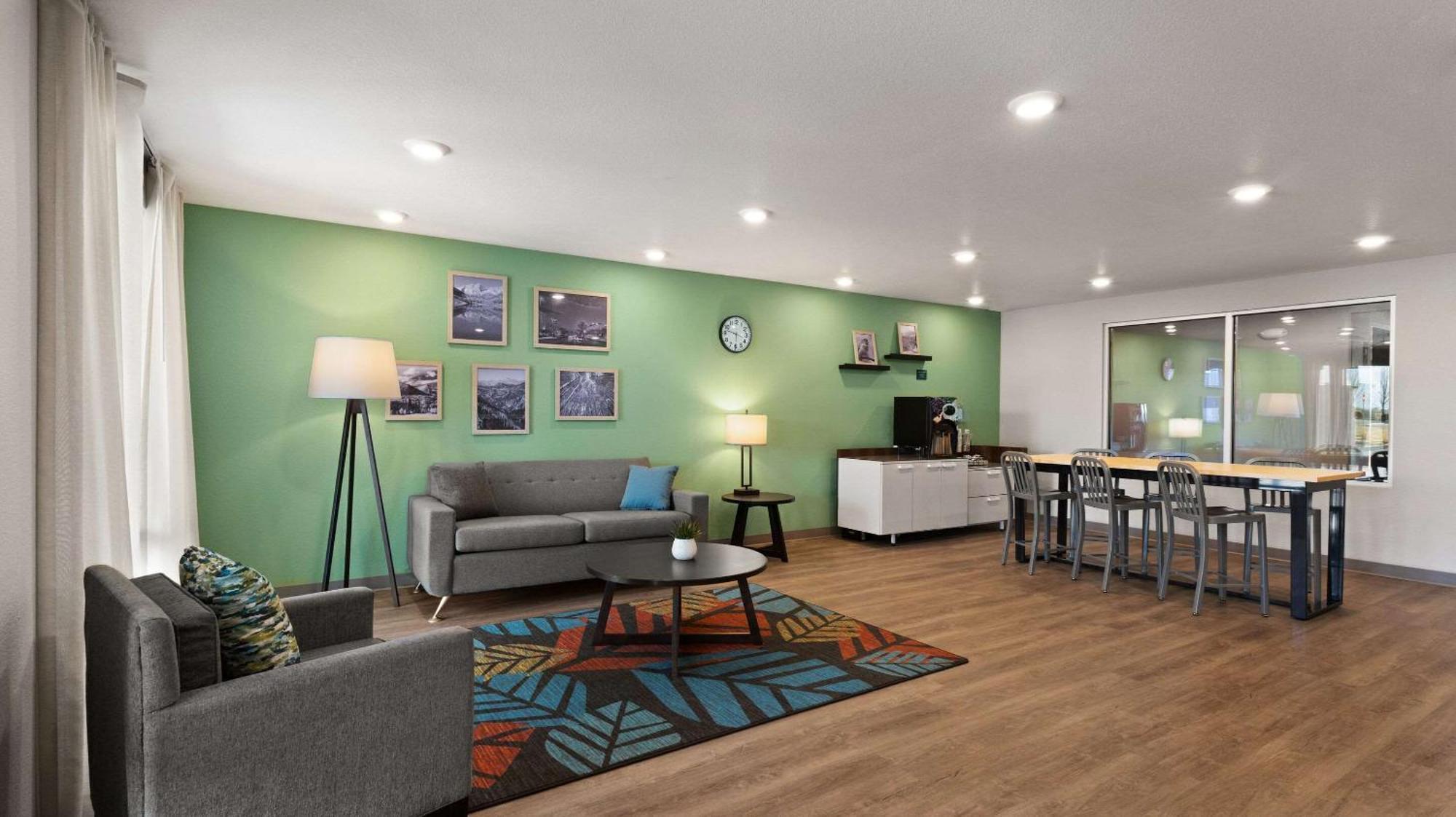 Woodspring Suites Greeley Εξωτερικό φωτογραφία