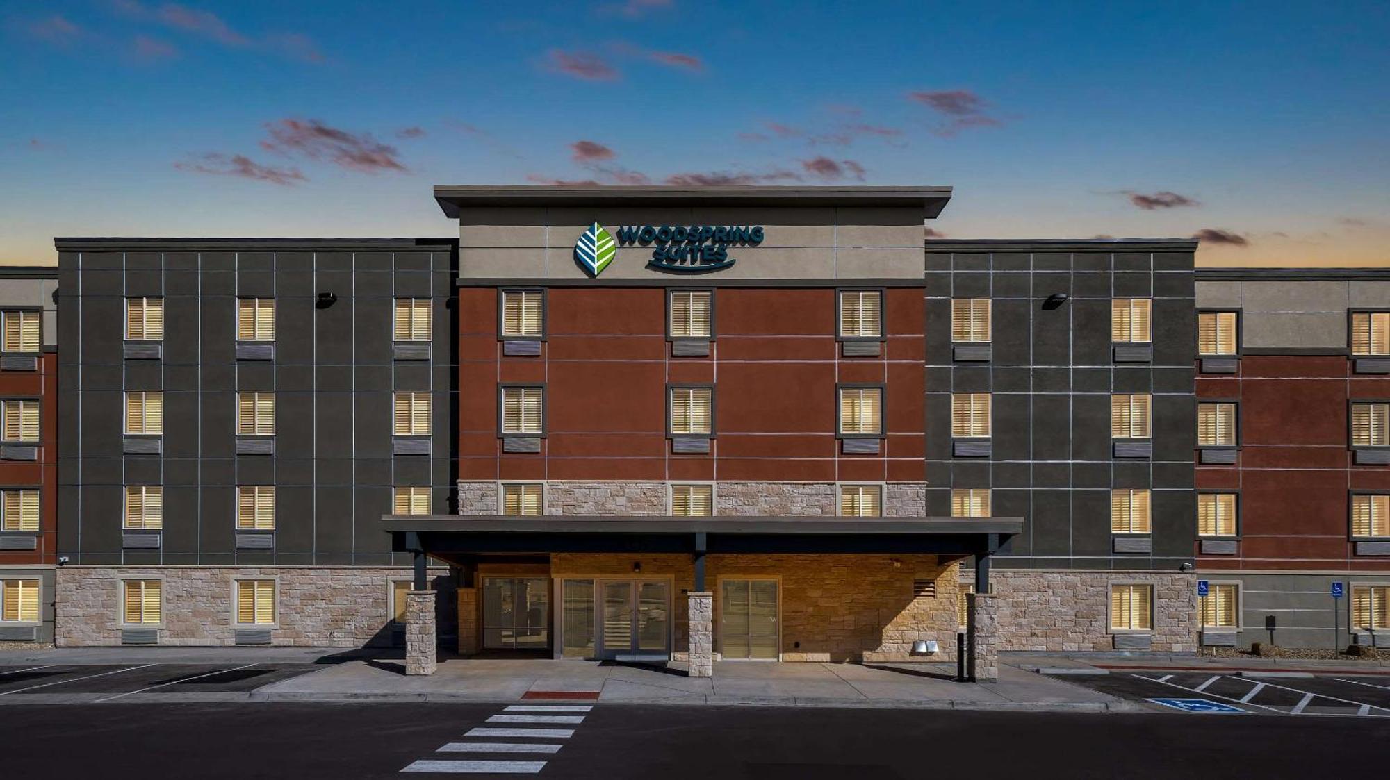 Woodspring Suites Greeley Εξωτερικό φωτογραφία
